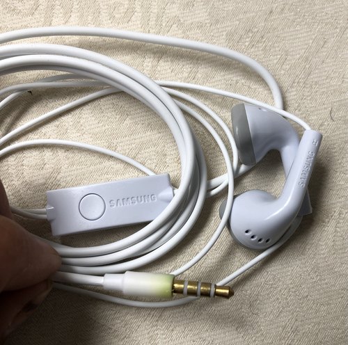 三星手机耳机不包好坏