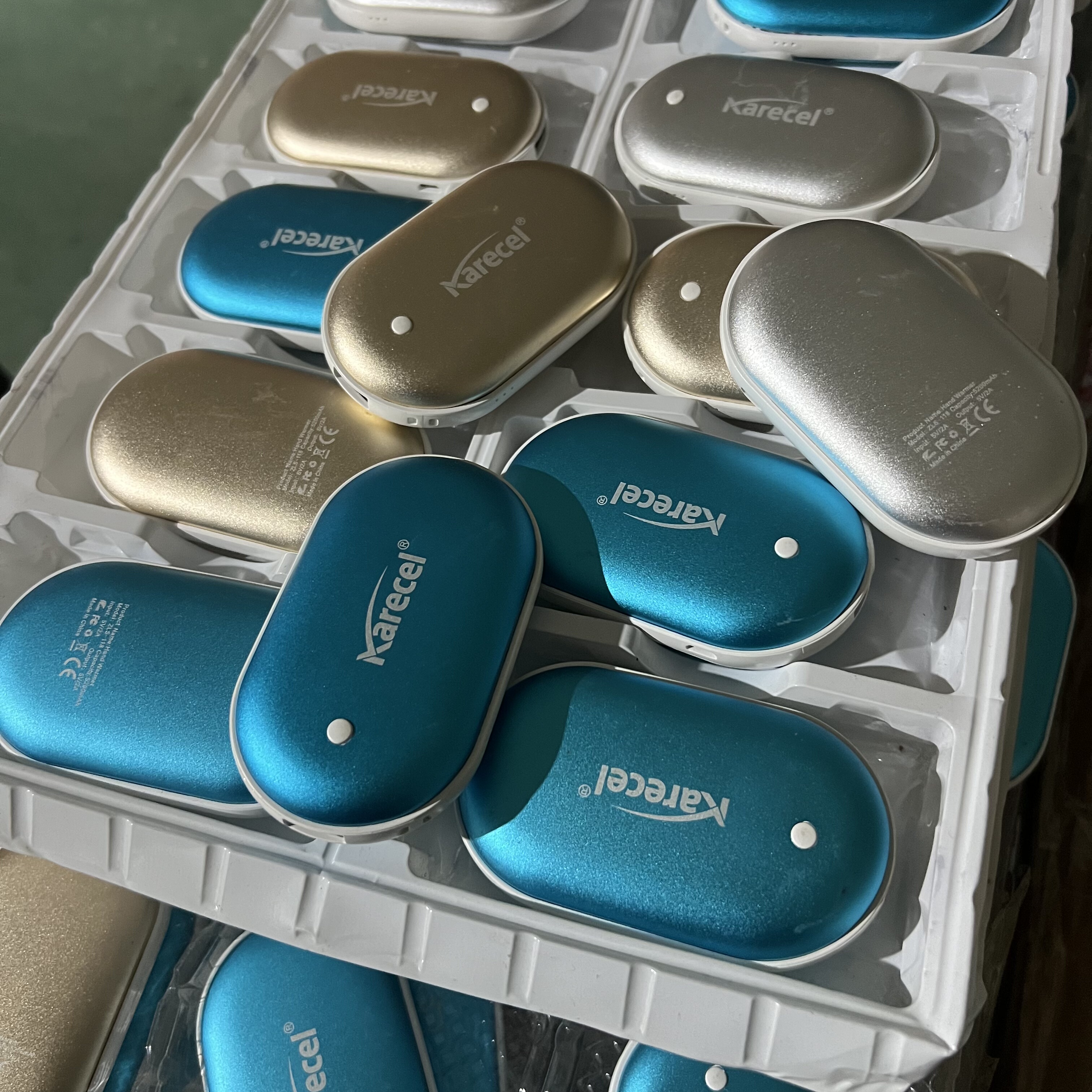 OBB智能彩屏暖手宝充电宝二合一