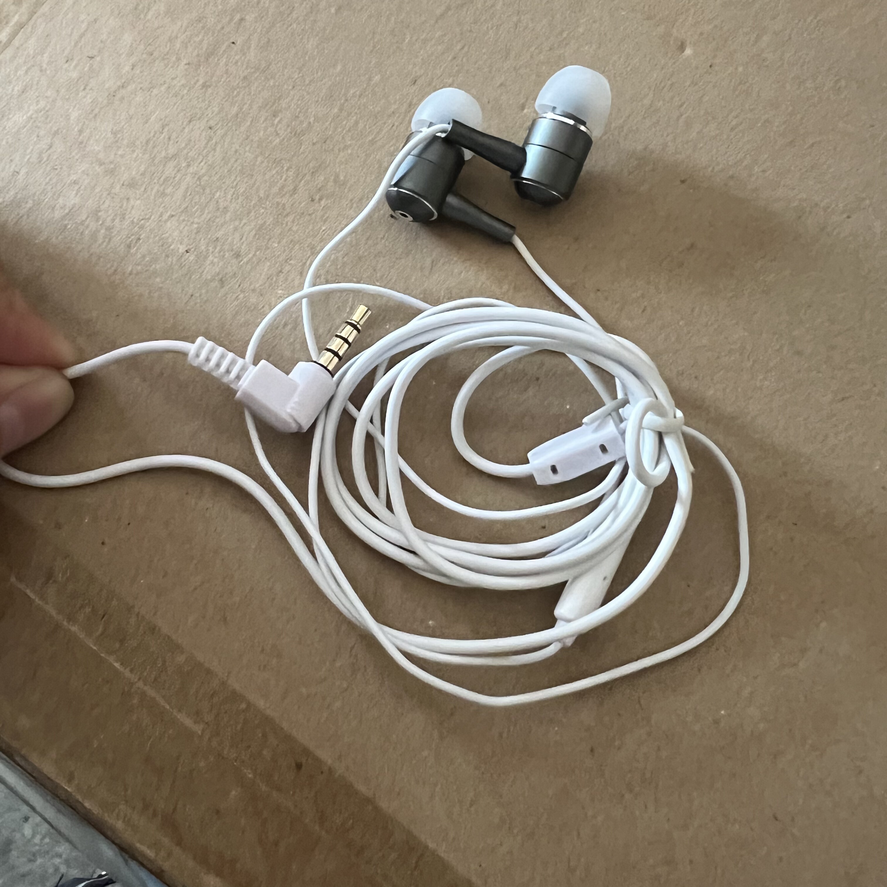 福利品 清仓特价 手机耳机入耳式配机耳塞音质好 3.5mm插头4节