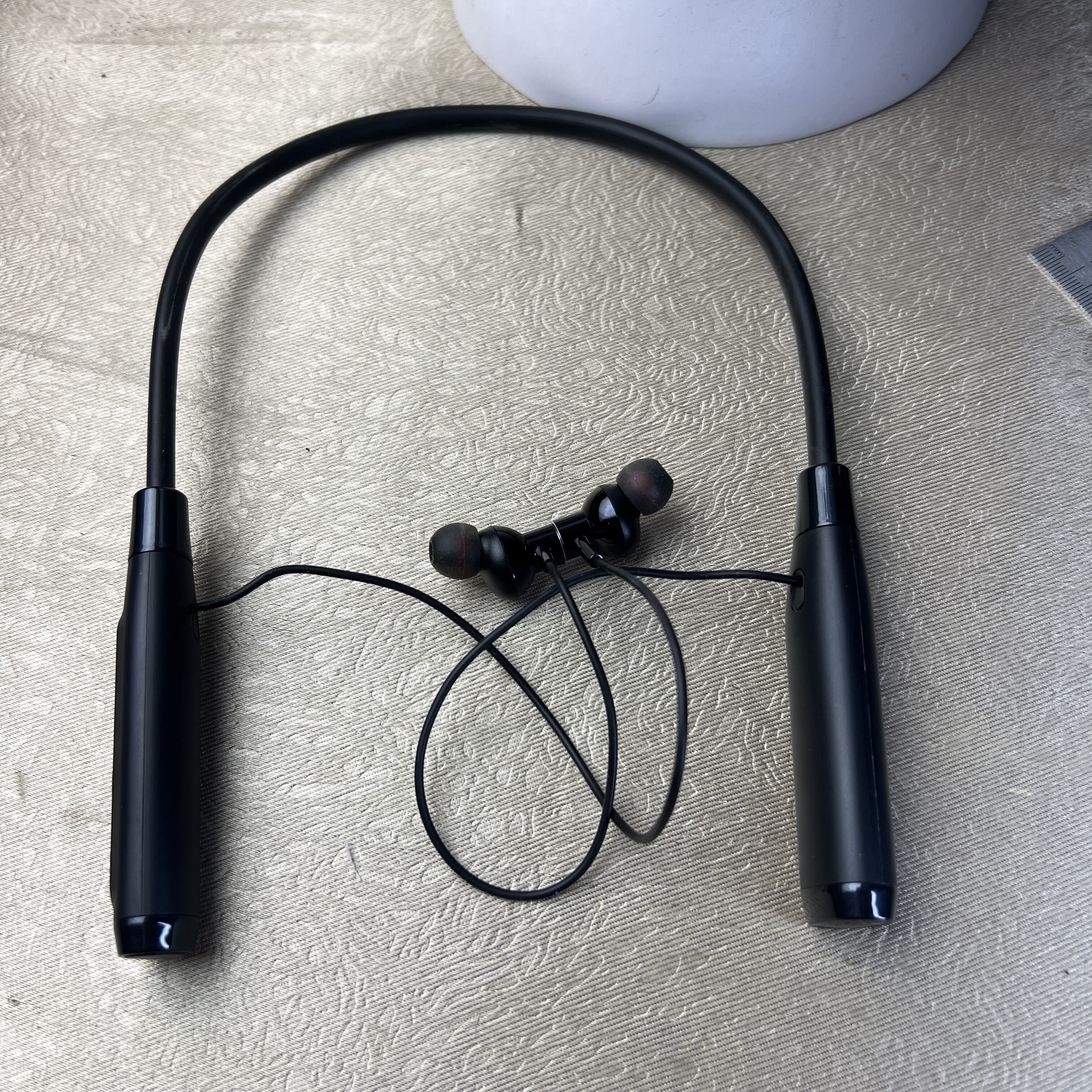 200小时超长续航无线蓝牙耳机颈挂脖入耳式2025新款游戏运动