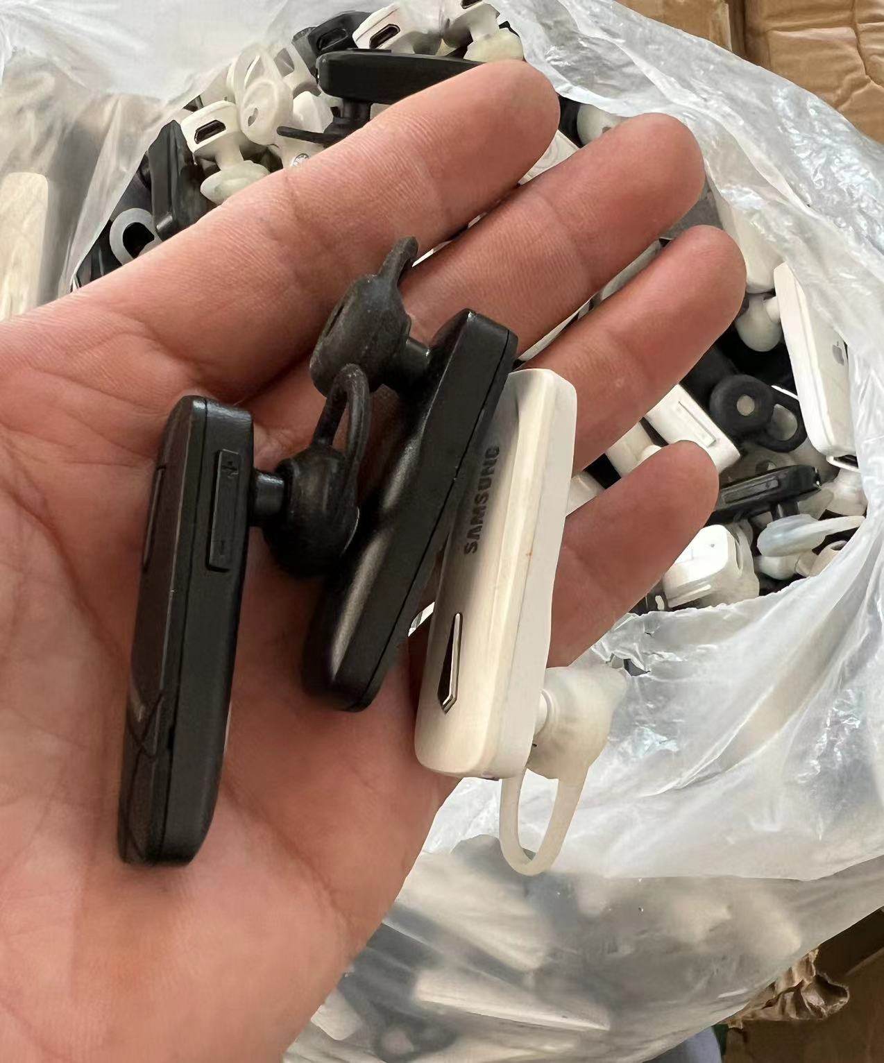 DIY不包好坏研究价值无线蓝牙耳