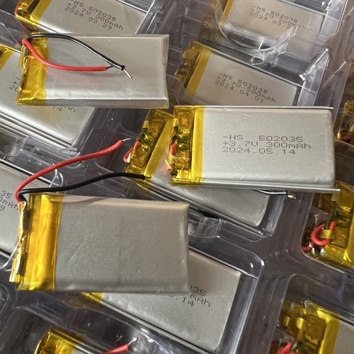 502035行车记录仪蓝牙耳机电子秤3.7v300mah聚合物锂电池带保护板