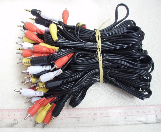 莲花线1分3 机顶盒AV线1拖3的音视线3.5mm耳插头转3RCA 1米铜线,3C数码配件,视频线/音频线/AV线,淘宝优惠券,粉丝福利购,淘宝优惠卷