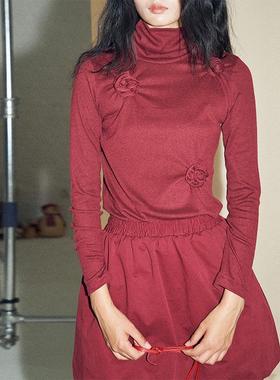 特价，不退不换。手工立裁花朵安哥拉红高领上衣