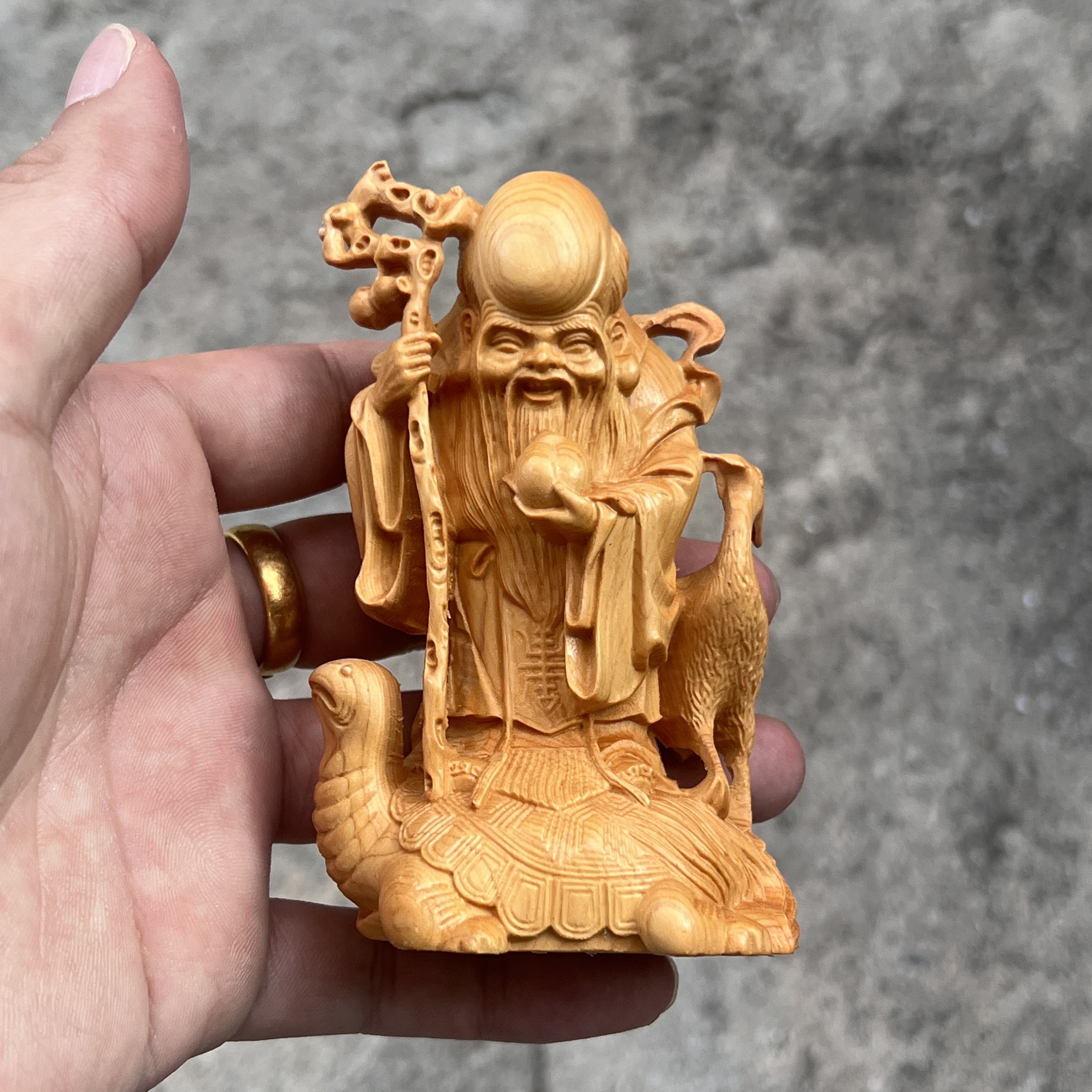 崖柏木雕寿星仙鹤实木摆件