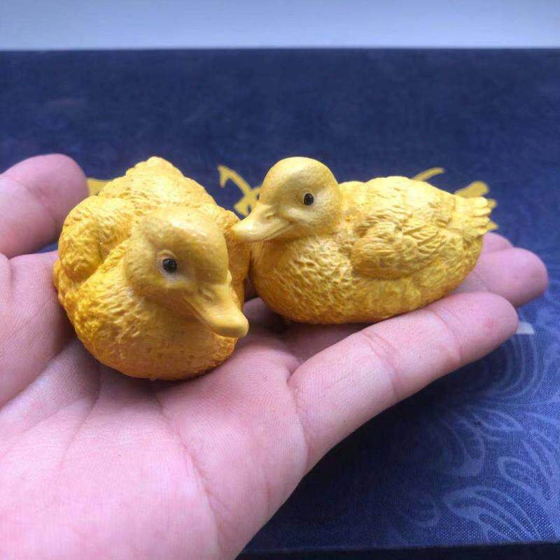 崖柏黄杨木雕小黄鸭子实木手把件动物摆件车载茶宠装饰木质工艺品