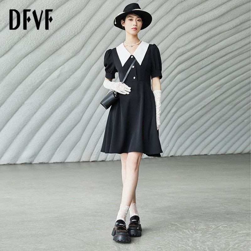 夏季法式优雅礼服小黑裙气质韩版赫本风撞色V领收腰显瘦女连衣裙