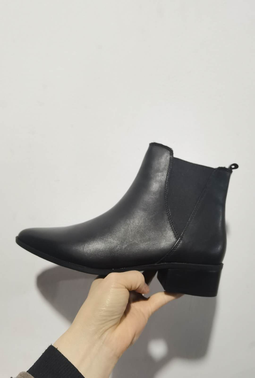 欧美头层牛皮低跟套筒切尔西靴