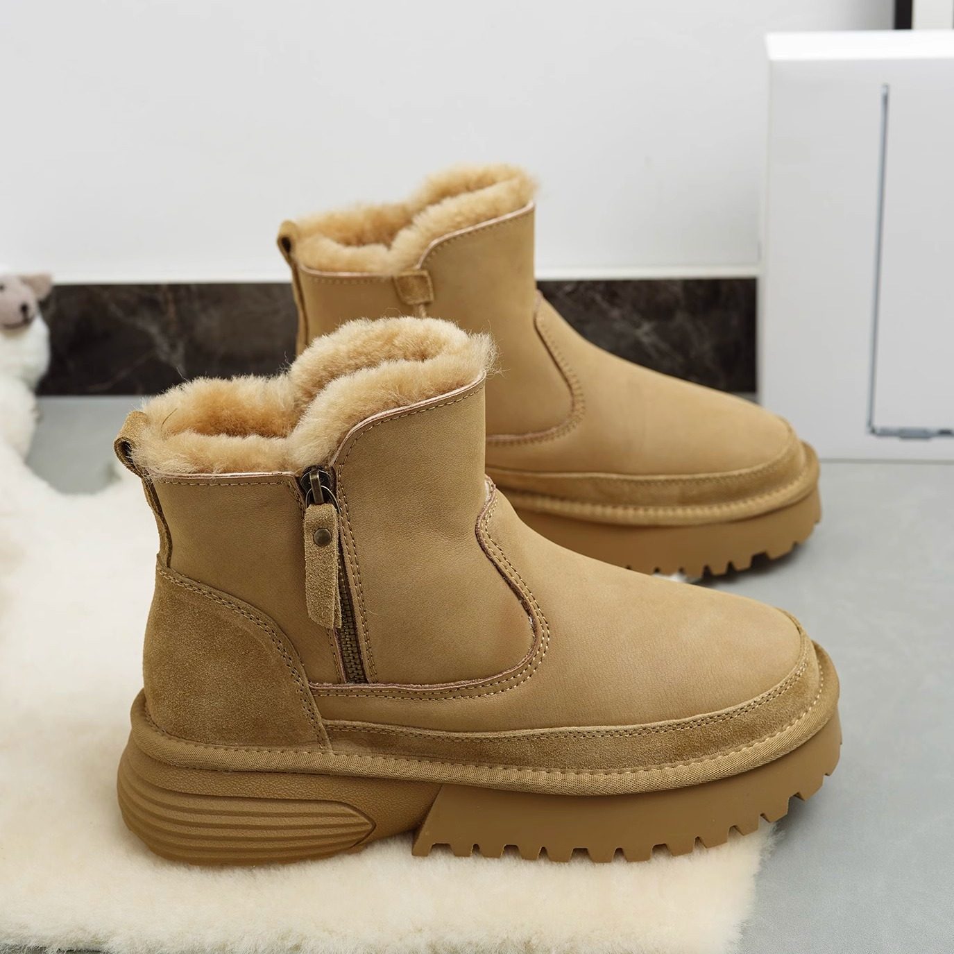 男款雪地靴2025新款冬季加绒加厚防寒保暖棉鞋皮毛一体拉链马丁靴