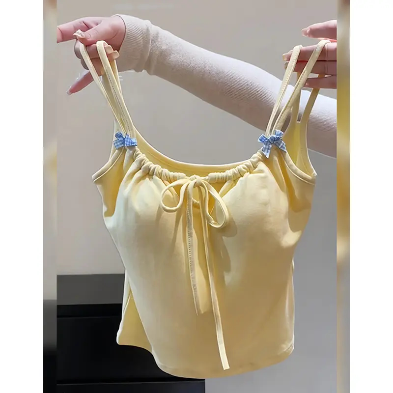 带胸垫小吊带背心女春夏2026新款黄色外穿多巴胺短款内搭无袖上衣