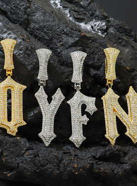 镶钻毛刺字母嘻哈潮牌项链