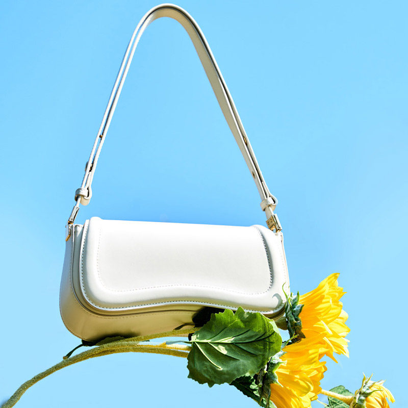 真皮布丁包小众包女款单肩斜挎包女包黑色腋下通勤包法棍包百搭