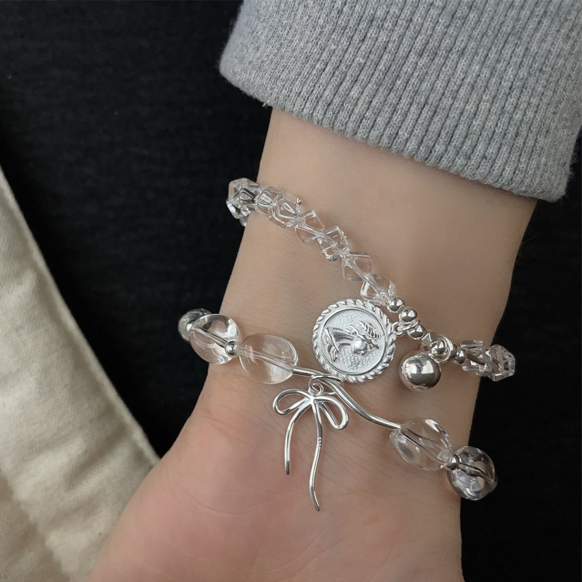 S925银天然随形白水晶蝴蝶结女王吊牌手链套装质感小众冷淡高级