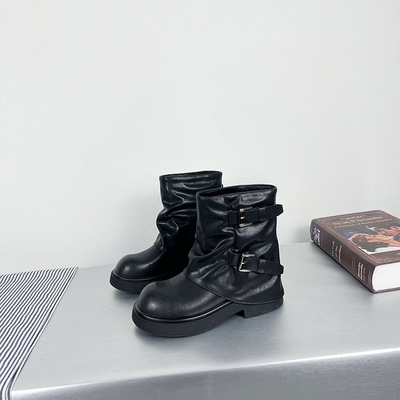 韩版休闲短靴皮带扣马丁靴女鞋