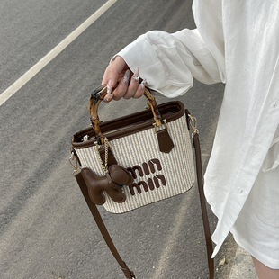 时尚百搭单肩包休闲小包包轻奢斜挎包外出通勤手提包皮面编织包包
