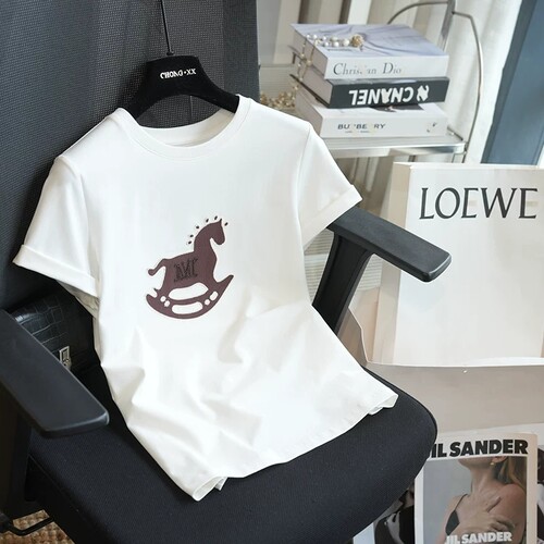 马年印花刺绣圆领正肩短袖T恤女