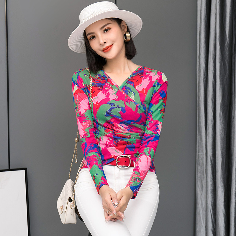 短款上衣2025秋季t恤女春长袖交叉v领打底衫时尚显瘦网纱印花小衫,女装/女士精品,T恤,淘宝优惠券,粉丝福利购,淘宝优惠卷