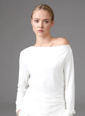 奥地利兰精天丝超细旦莫代尔荡领针织衫