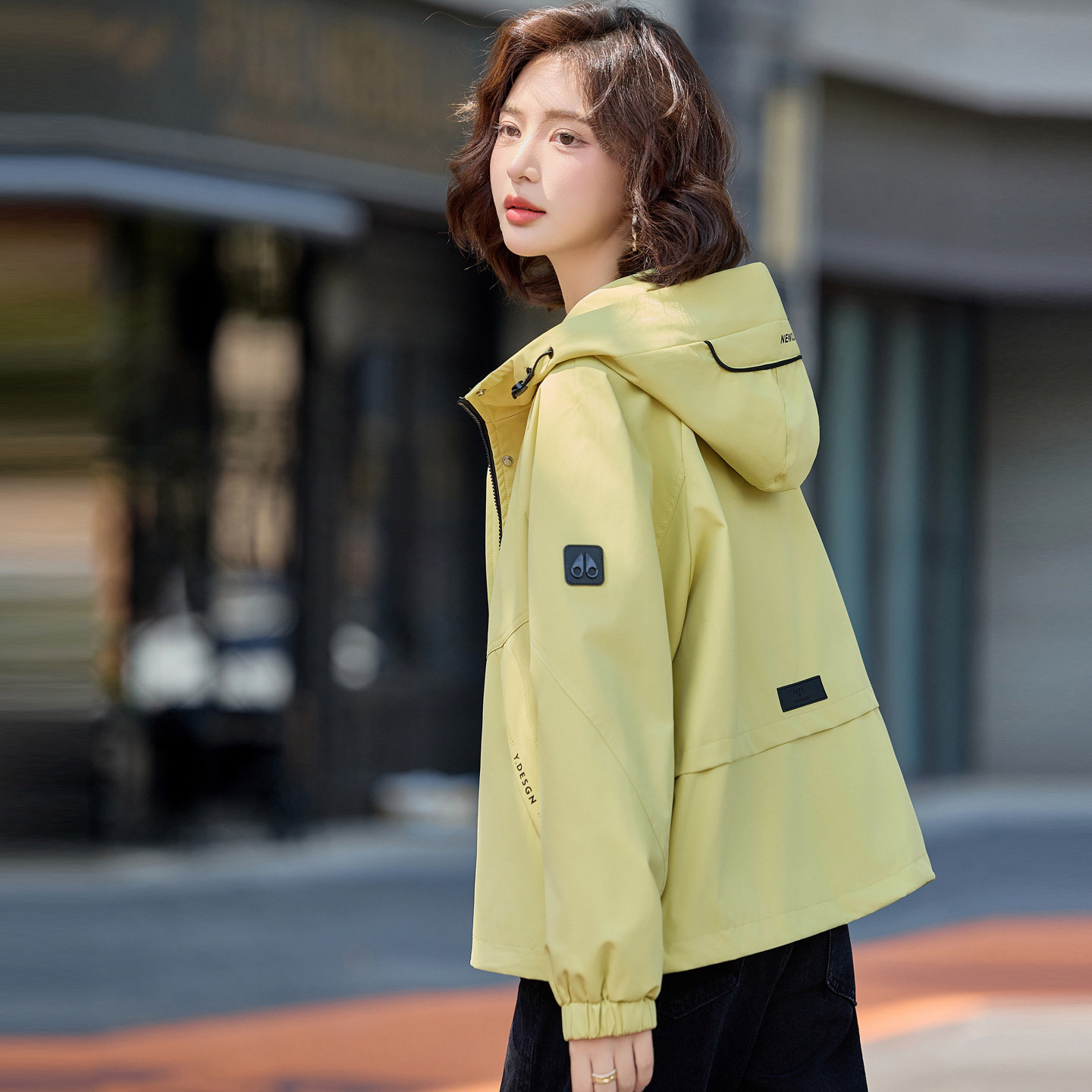 外套女款2026新款爆款春休闲短外套风衣宽松小个子夹克上衣冲锋衣