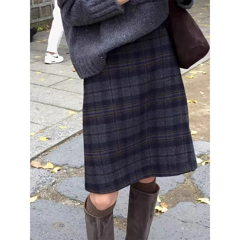 胖mm秋冬显瘦遮肚半身裙格纹毛呢及膝裙大码梨型身材a字短裙中裙