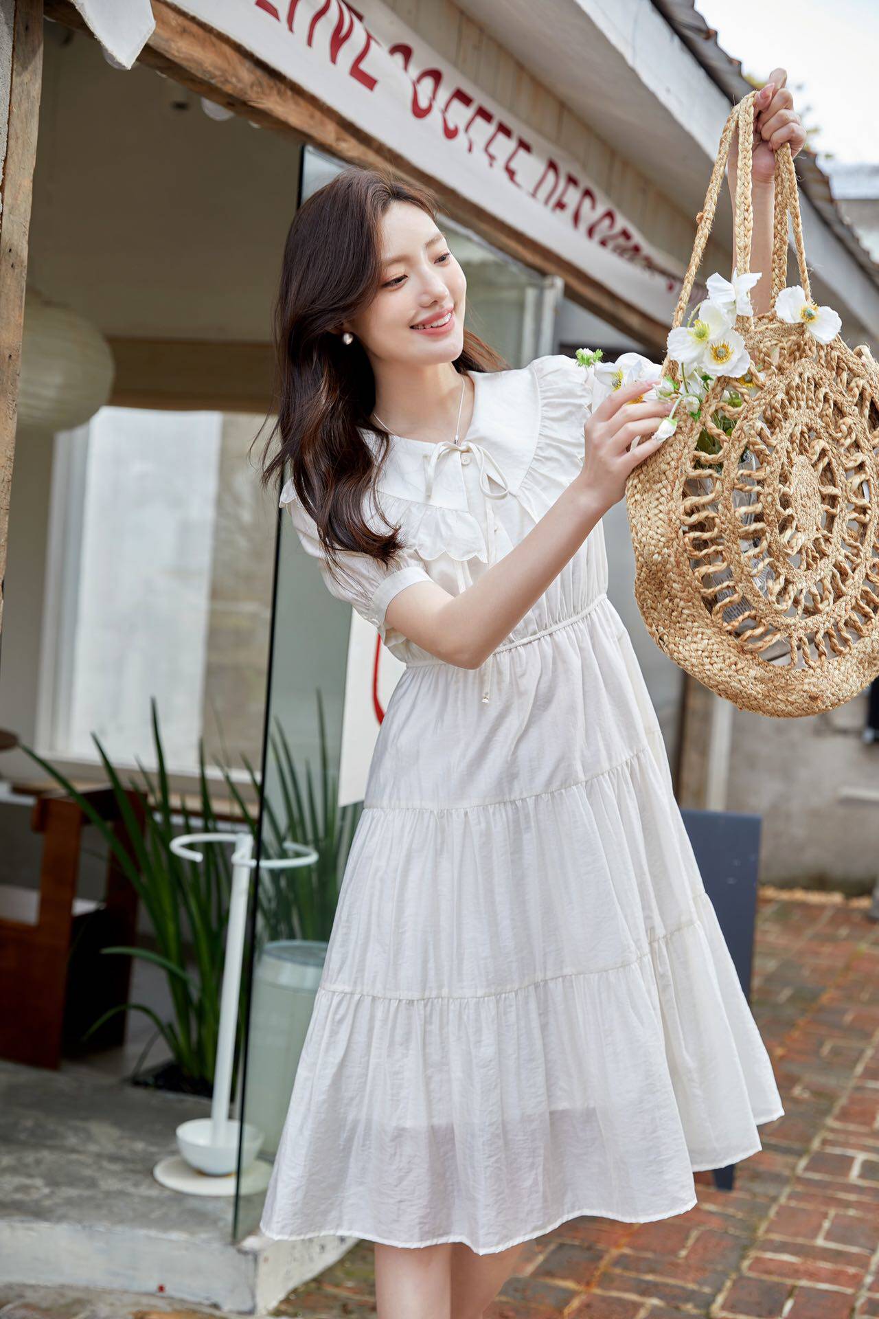 瓷束夏季米色紫色泡泡袖连衣裙减龄卡哇伊法式中长款裙子