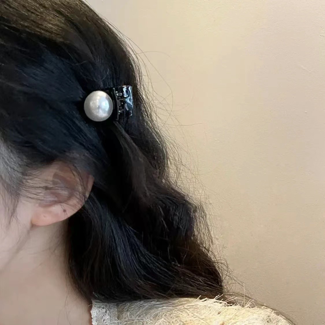简约黑色发夹女公主头小抓夹复古珍珠夹子高颜值刘海侧边发卡