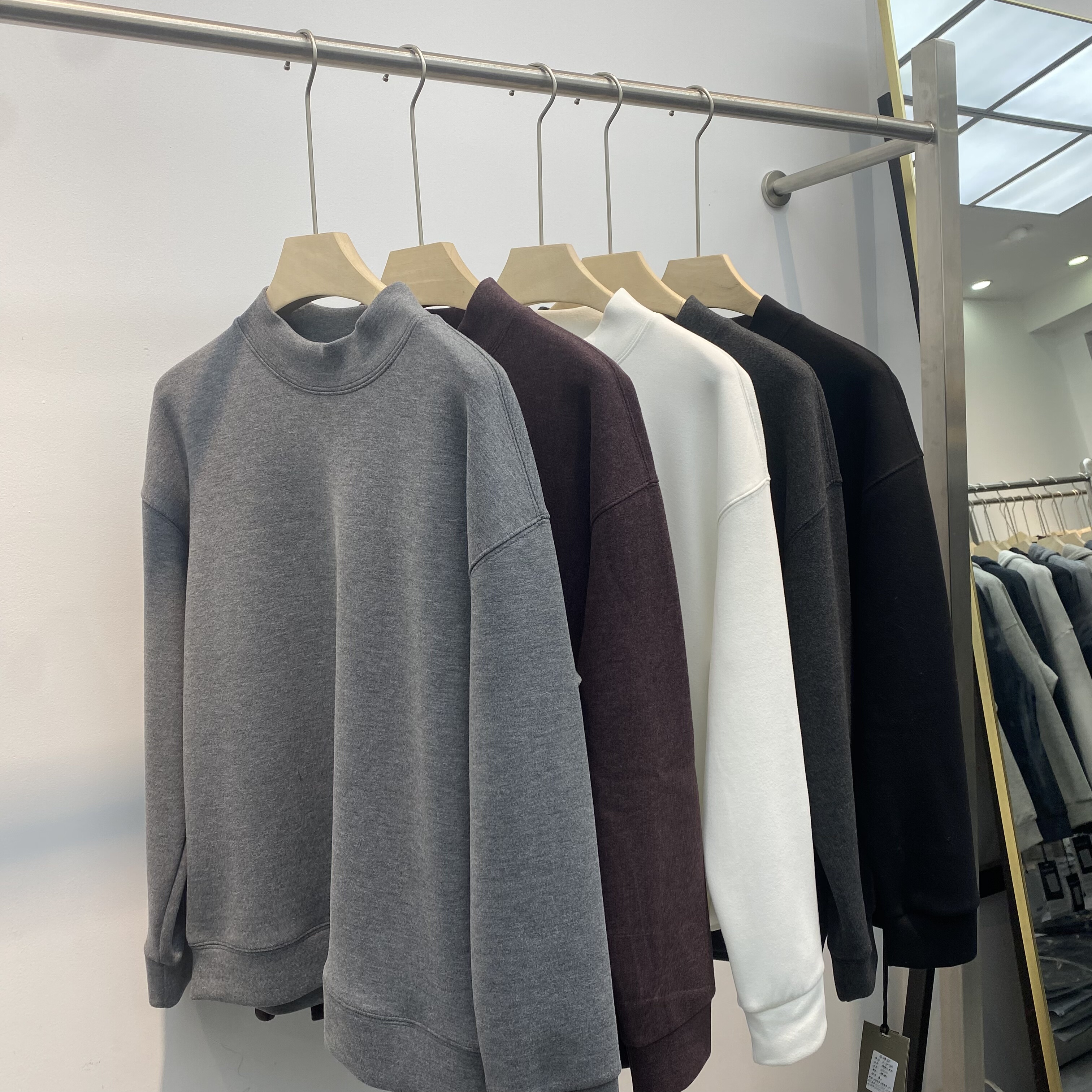 韩系设计师款冬加绒加厚保暖半高领T恤男宽松阔脚慵懒风休闲卫衣