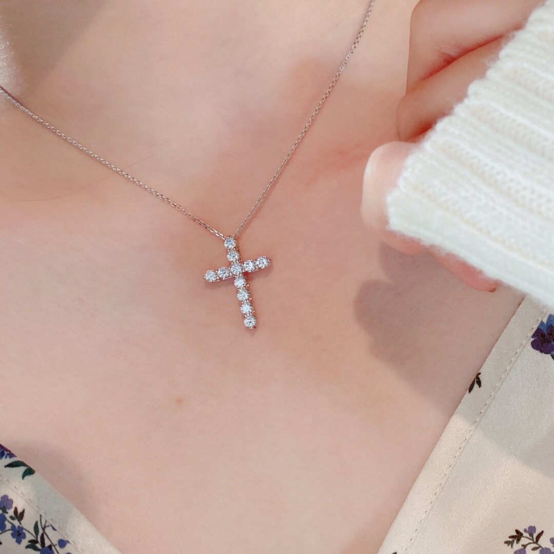 个性围镶十字架项链满钻银项链女