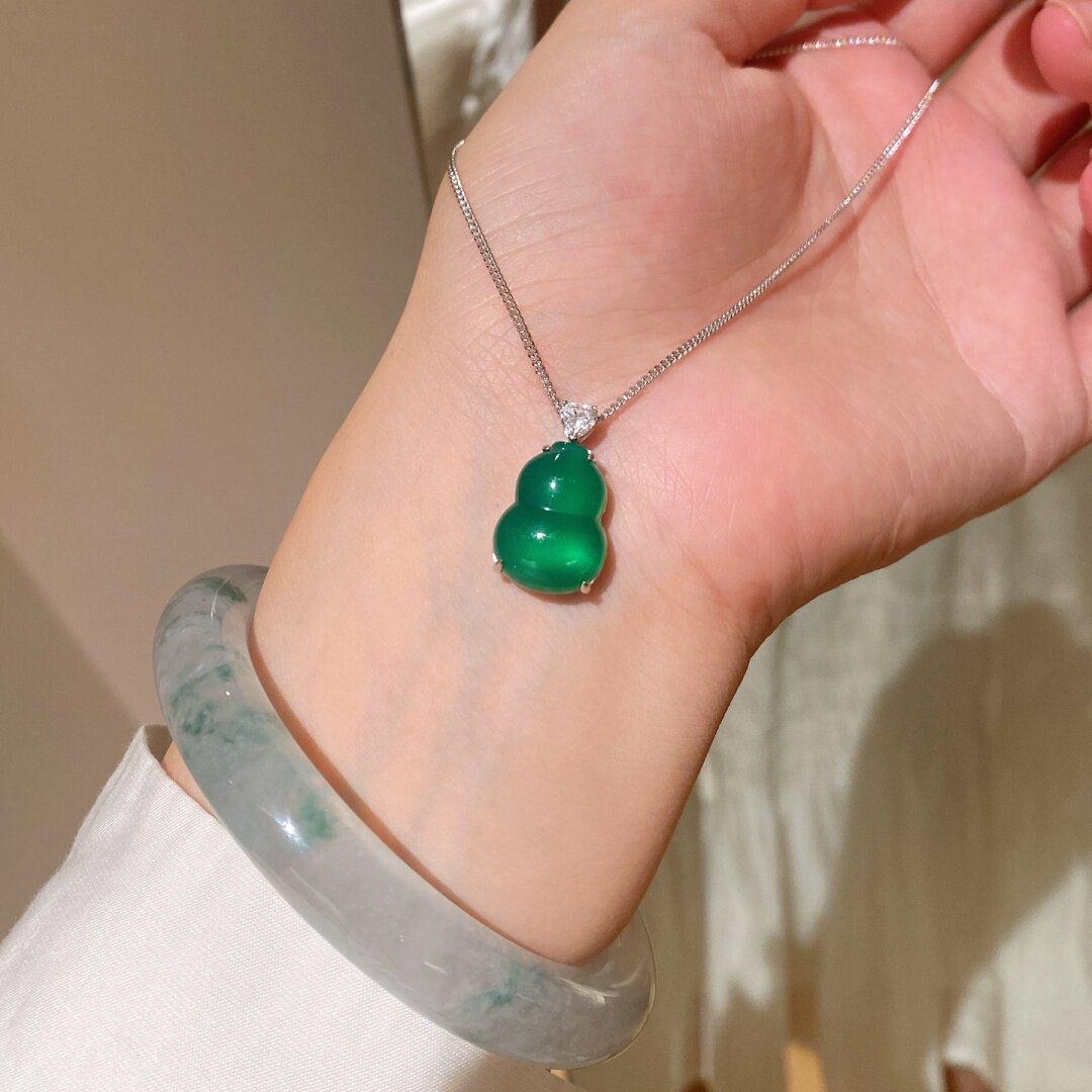 正阳绿玉髓高冰种葫芦项链女纯银