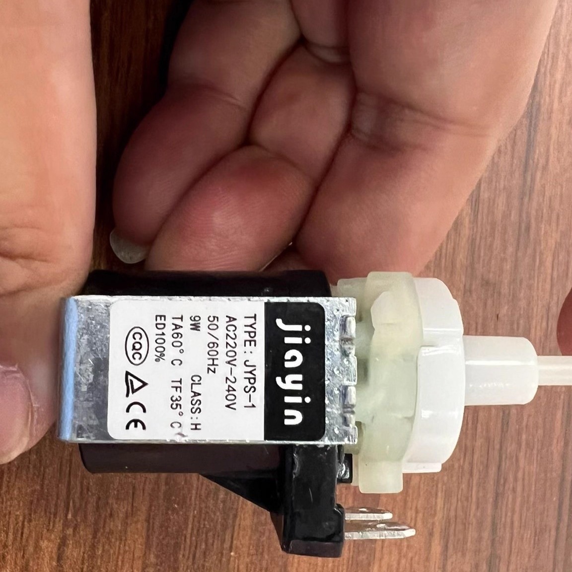 电磁泵220v9W电磁水泵柱塞泵管线机小型鱼缸水泵大挂烫机熨斗蒸汽