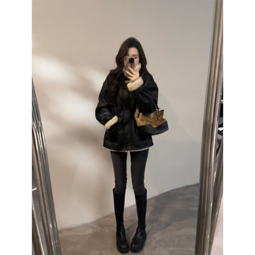 大婷婷冬季时尚麂皮绒毛毛机车服抽绳保暖女短外套上衣加厚DT1790