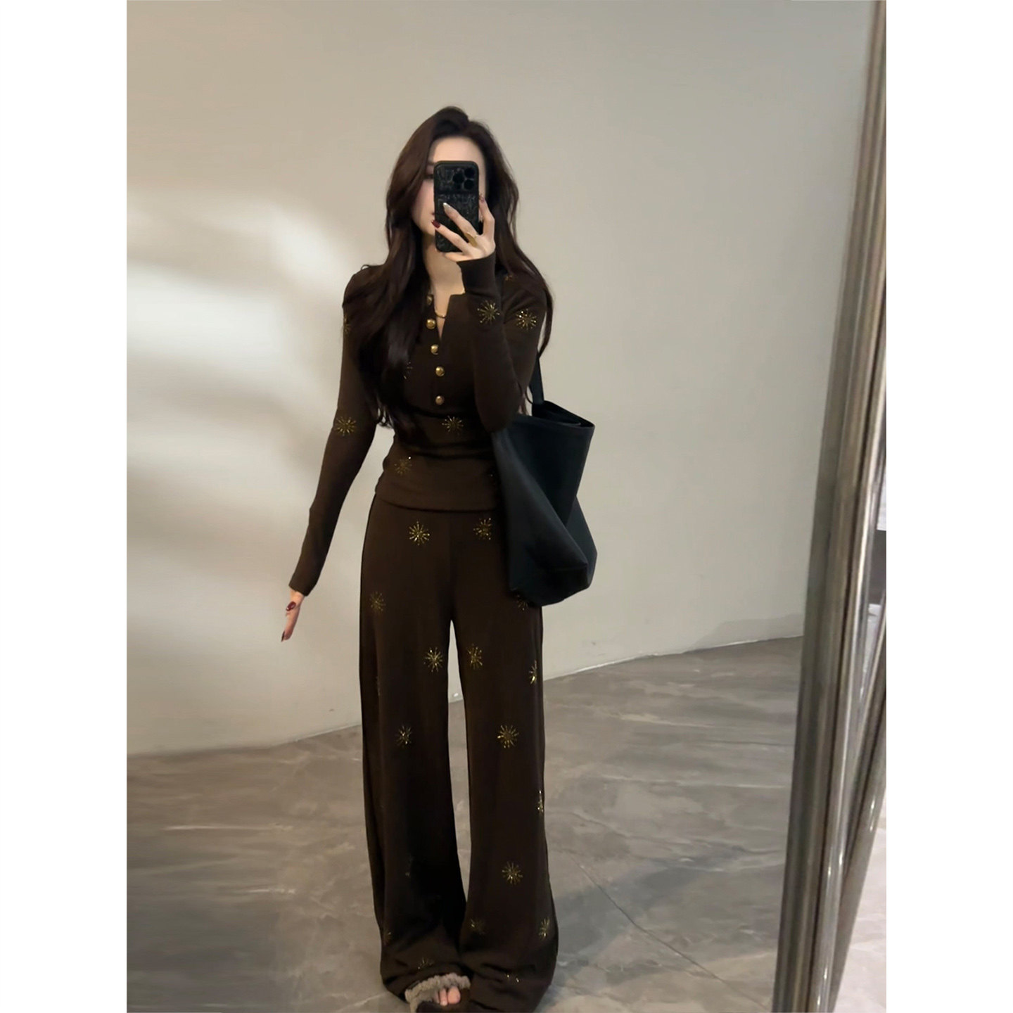 大婷婷 秋冬新款纽扣设计烫钻长袖T恤直筒裤时尚休闲套装DT1891,女装/女士精品,时尚套装,淘宝优惠券,粉丝福利购,淘宝优惠卷