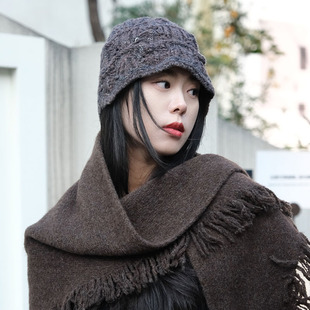 流苏三角巾羊毛披肩纯色针织保暖围巾秋冬护颈防寒百搭高级感围脖