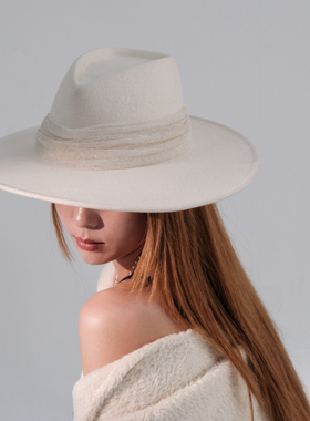 设计师款白色礼帽毛呢爵士帽子女秋冬英伦复古风巴拿马大檐礼帽