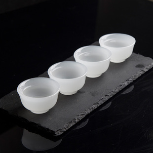 中式琉璃烈酒杯酒具白酒杯家用酒杯套装小号一口杯古风杯仿玉高档