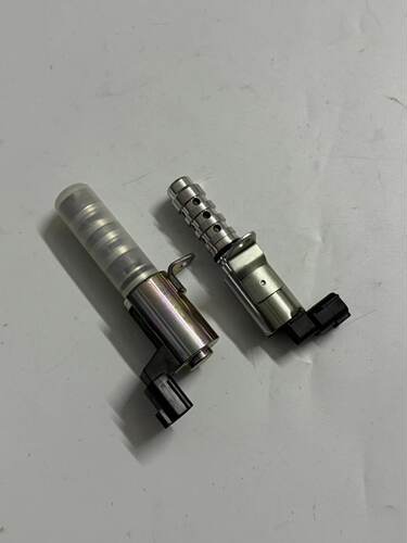 适用颐达骐达骊威轩逸正时电磁阀