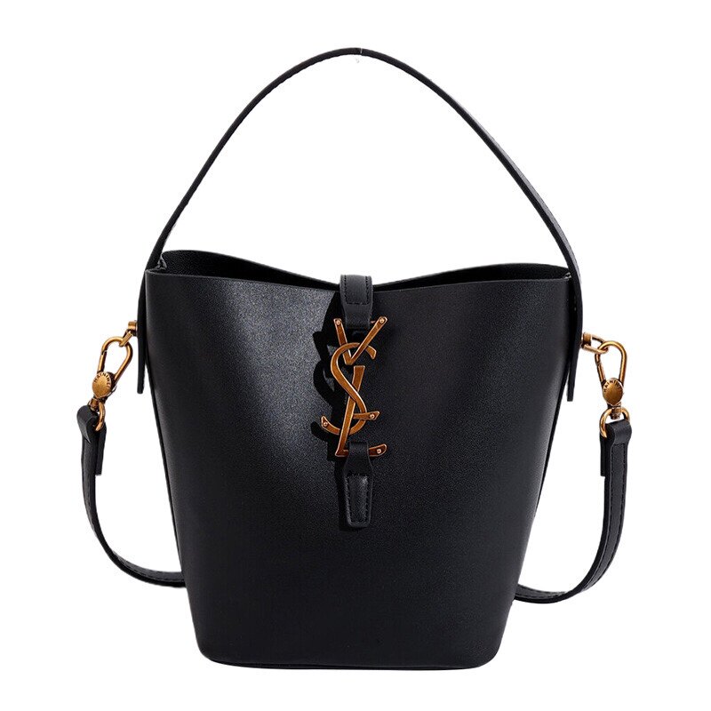 新款韩版时尚简约设计字母水桶包复古百搭单肩包斜挎包链条手提包