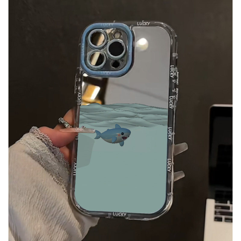 深海小鲨鱼适用iphone15手机壳苹果16promax保护套华为Mate70PRO镜面vivoS20小米15防摔Reno13红米K80荣耀300
