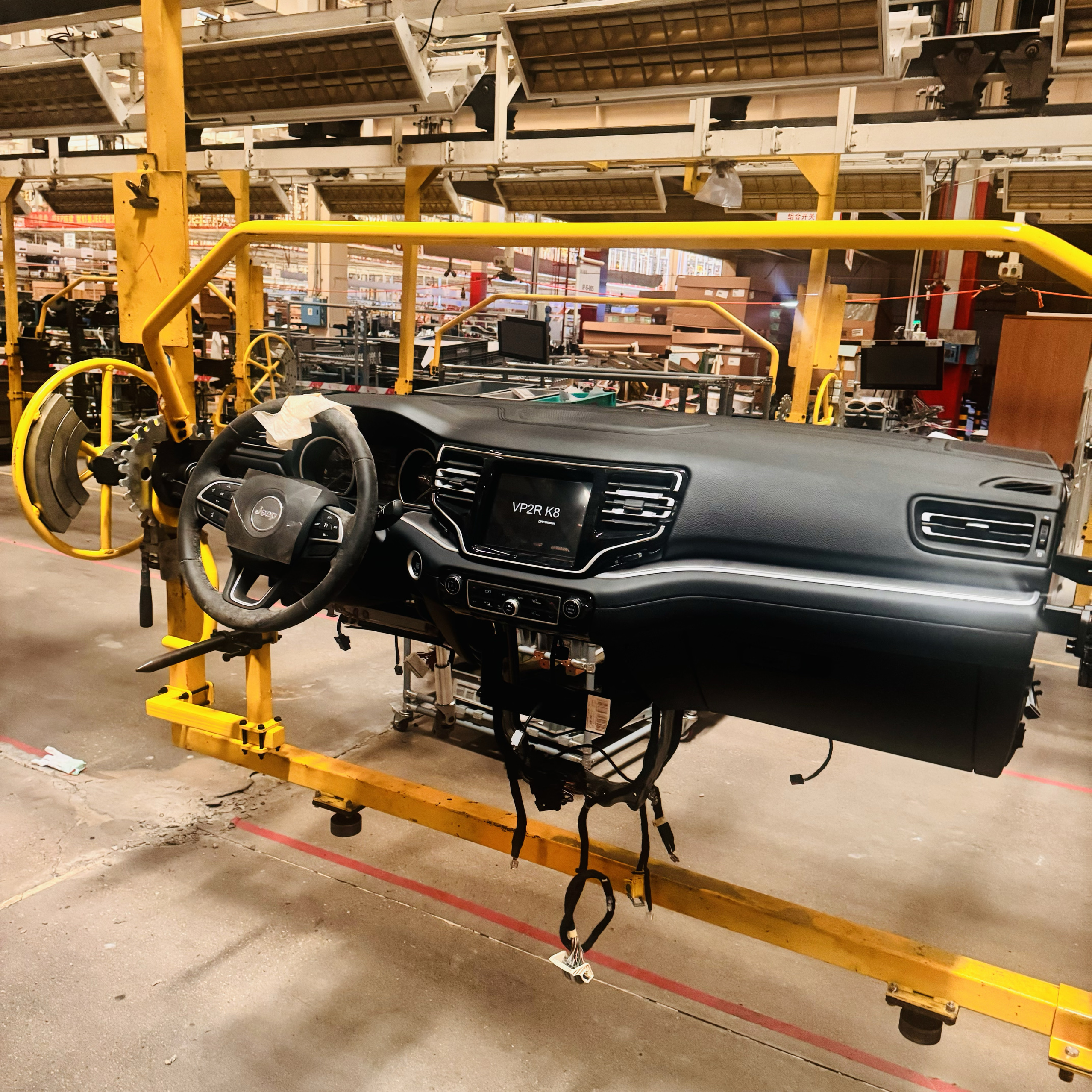 广汽菲克JEEP自由光大指挥官仪表台中控总成