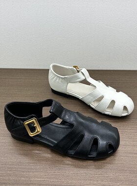 欧洲站真皮包头罗马凉鞋女2026夏季镂空低跟休闲鞋软底舒适平底鞋