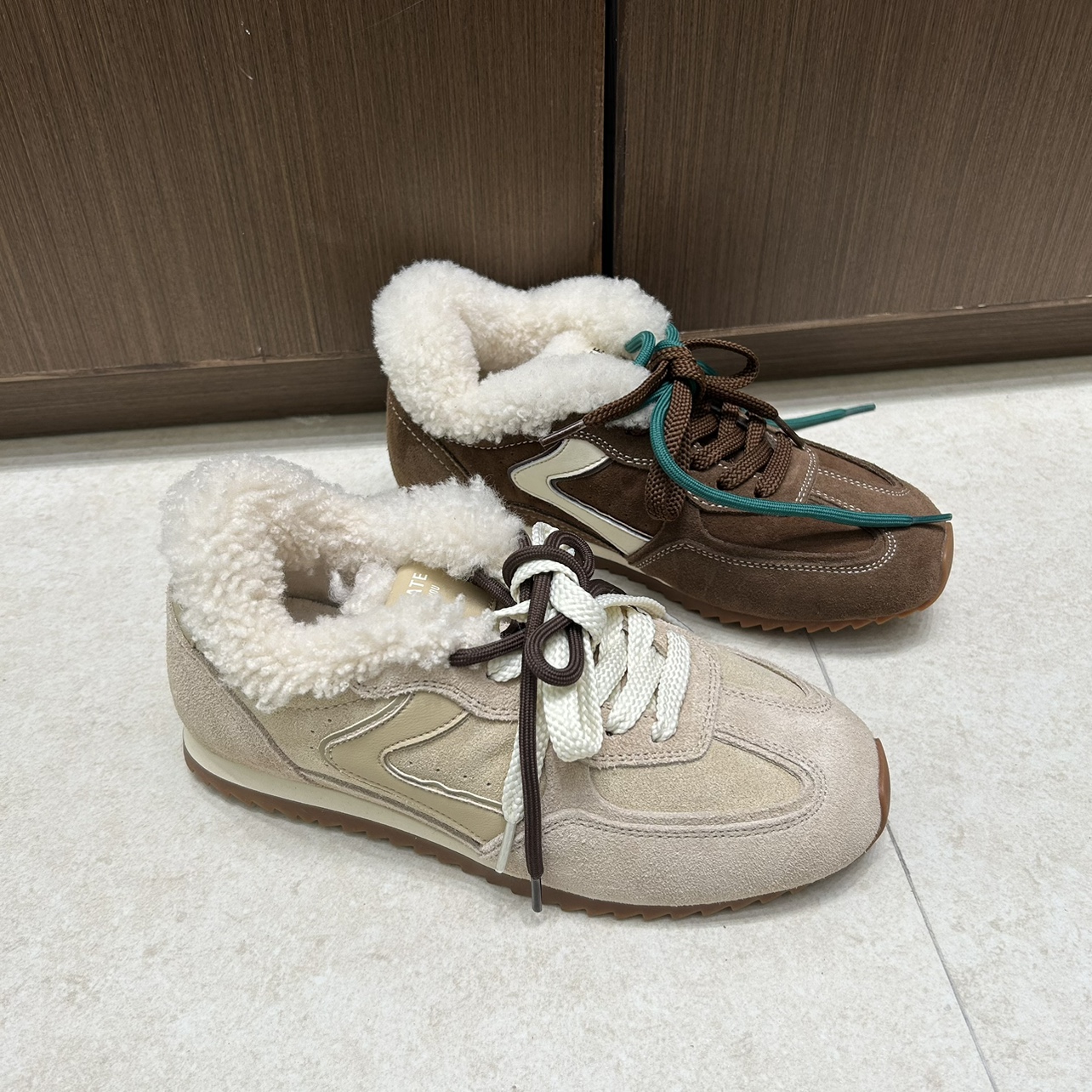 欧洲站女鞋2025秋新款圆头学院风休闲德训鞋磨砂皮防滑百搭运动鞋