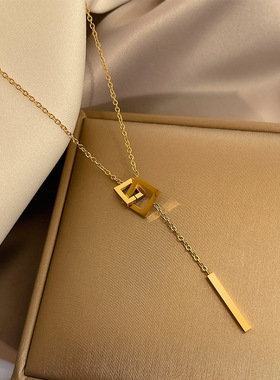 【通体钛钢】几何镂空小方形吊坠项链钛钢不掉色女士锁骨链时尚