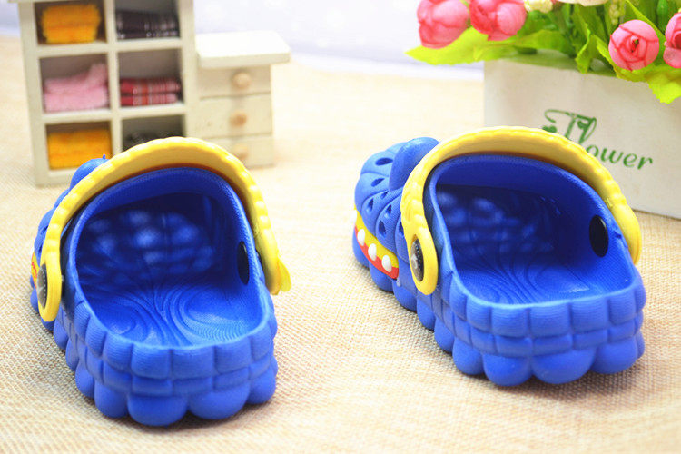 Pantoufles enfants en autre pour été - Ref 987125 Image 5