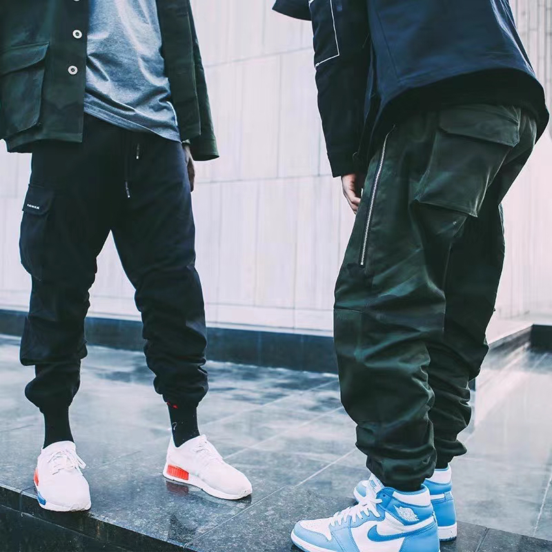 复古弯刀抽褶立体拉链工装束脚裤