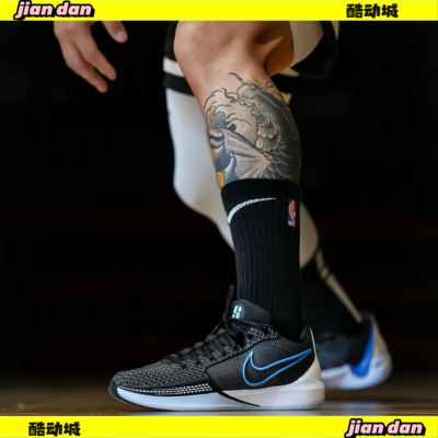 耐克气垫Sabrina1篮球鞋