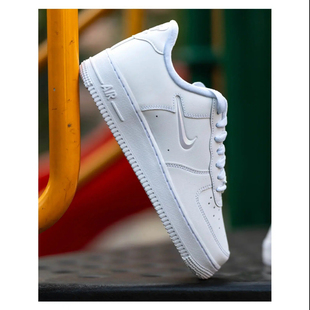 女子猫爪AF1空军一号休闲板鞋 Force 100 FB8251 Nike 耐克 Air