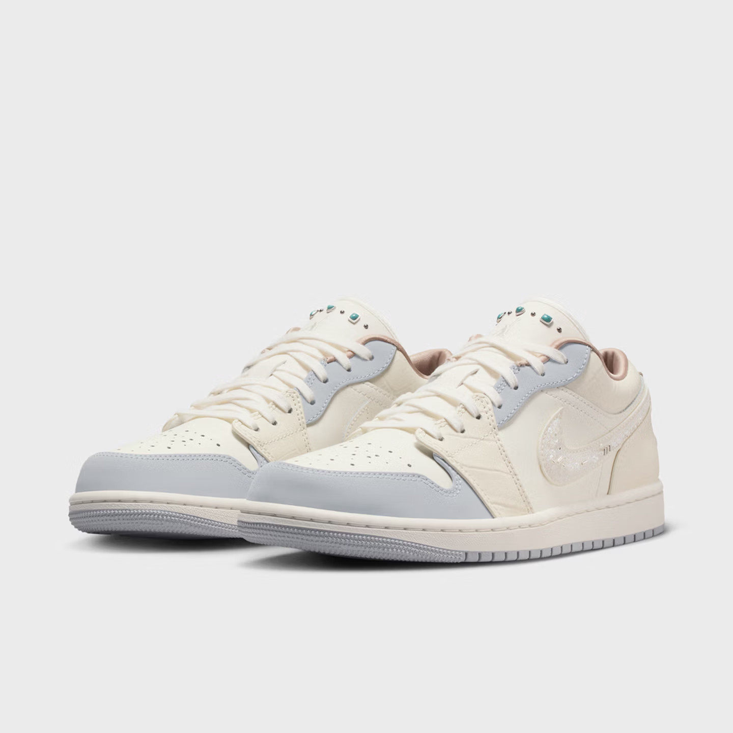 NikeJordan1米白闪钻女板鞋