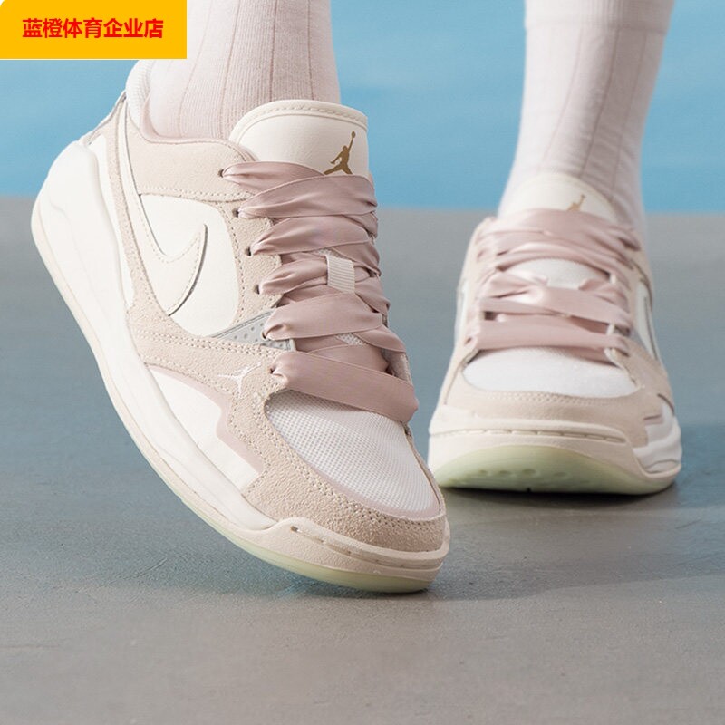 NIKE复古篮球板鞋女秋季新