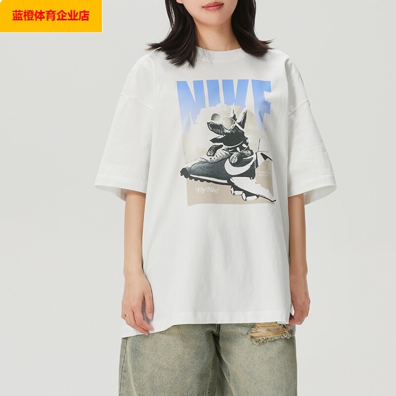 女装球鞋印花T恤宽松轻盈