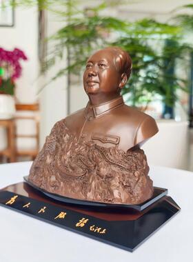 伟人故里湘神工毛主席铜像